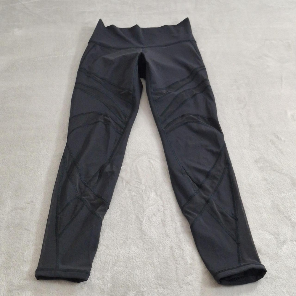 Lululemon Mesh Trim Soft Stretch High Waist Leggings Size 6